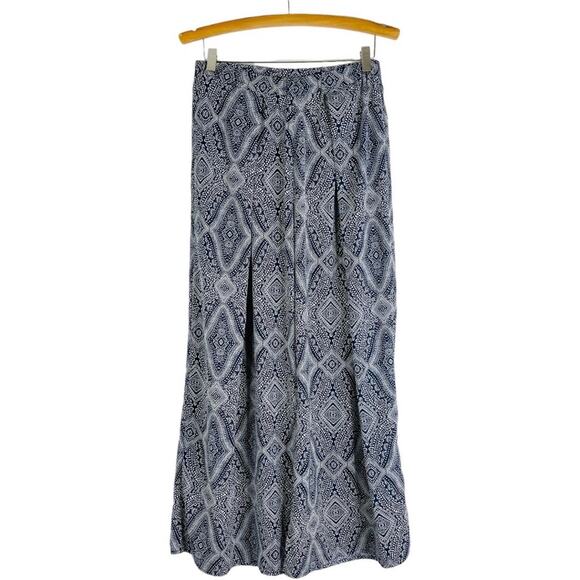 H&M Pants - H&M blue cream wide leg cropped high waisted coastal pants 6